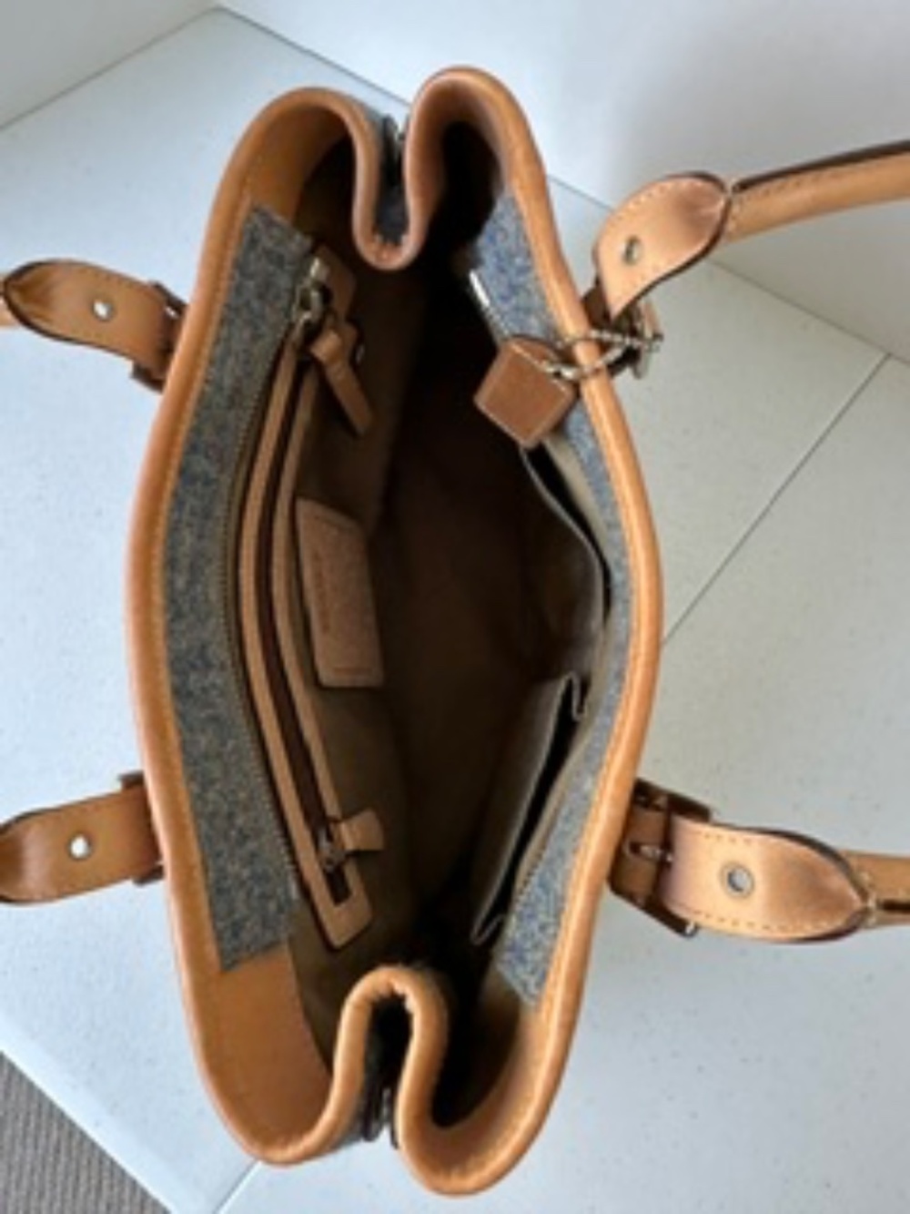 COACH Satchel handbag - Blue/Gray plaid wool and tan leather - Picture 7 of 8